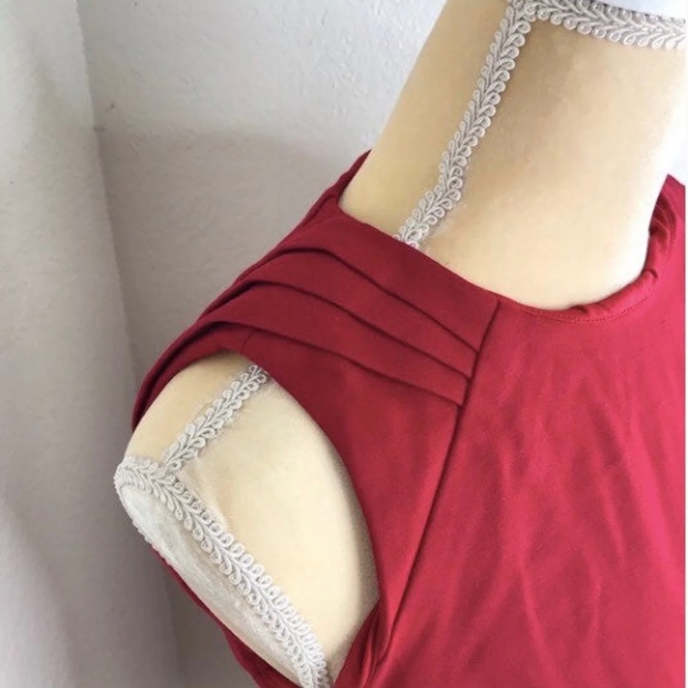 Solid Red Dress 👗 - Picture 4 of 7